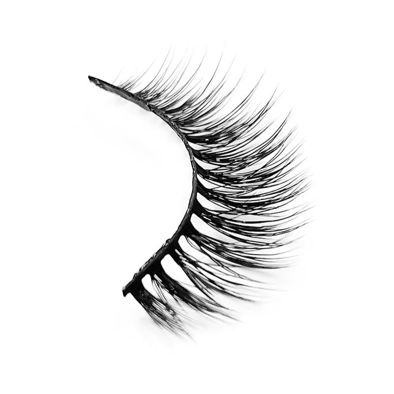 Featherlight Beauty: Introducing Cashmere Flat Lashes for a Sublime Look
