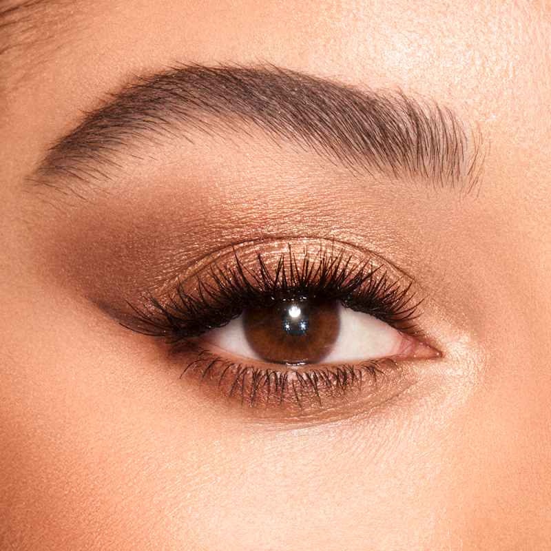 ​Enhance Your Look with Eye Makeup
