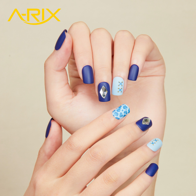 Handmade Press-on Nails Blue Gradient Collection Auto Adhesive Fake Nail Customize