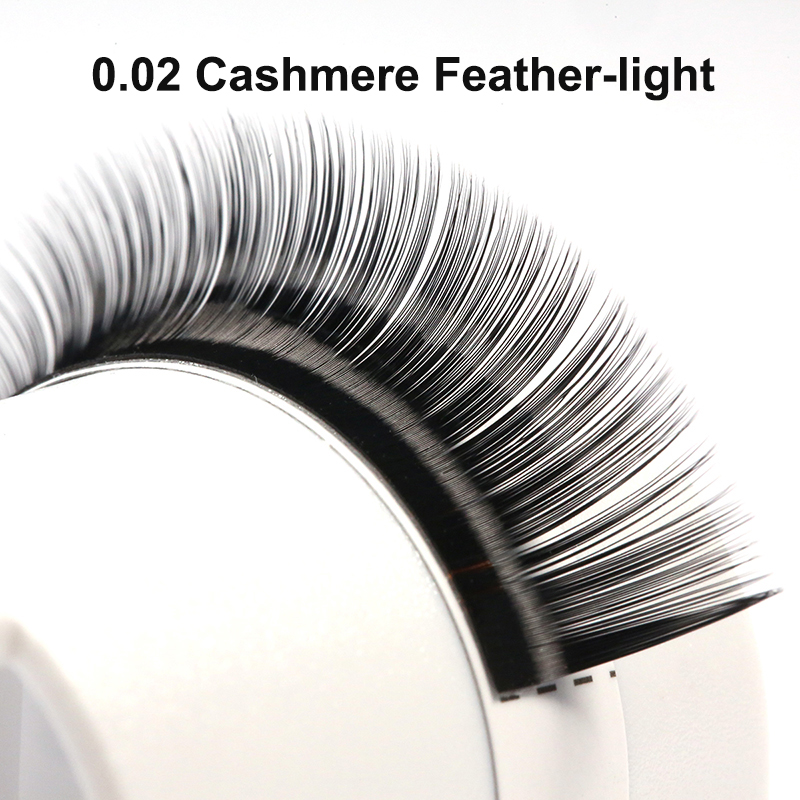 0.02-volume-eyelash-extension-4.jpg